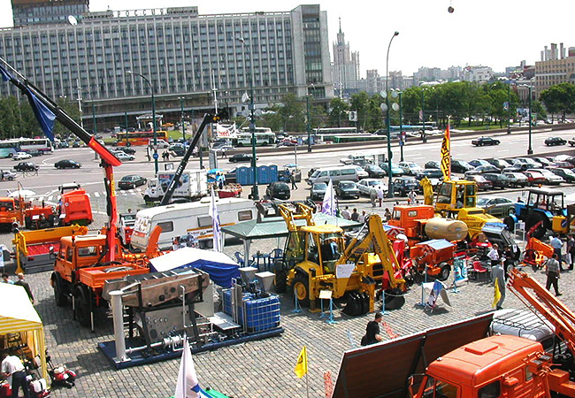 exhibition-dorcomexpo-2003-moscow-1.jpg