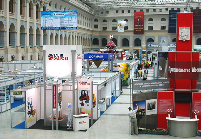 exhibition-dorcomexpo-2003-moscow-3.jpg