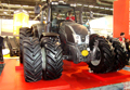 SIMA_2013_Valtra_03_120_34.jpg