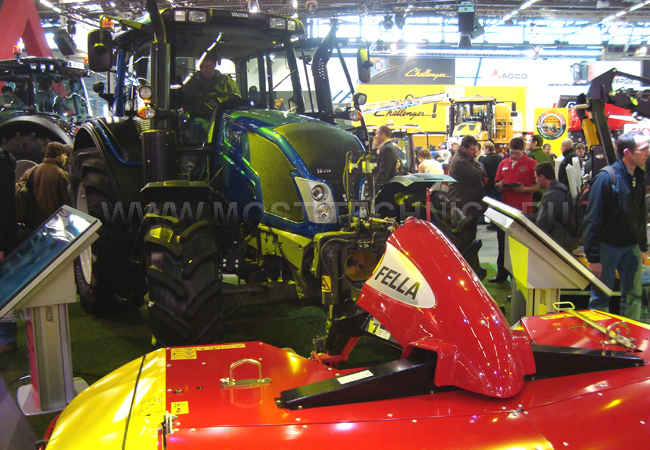 SIMA_2013_Valtra_06_650_34-web.jpg